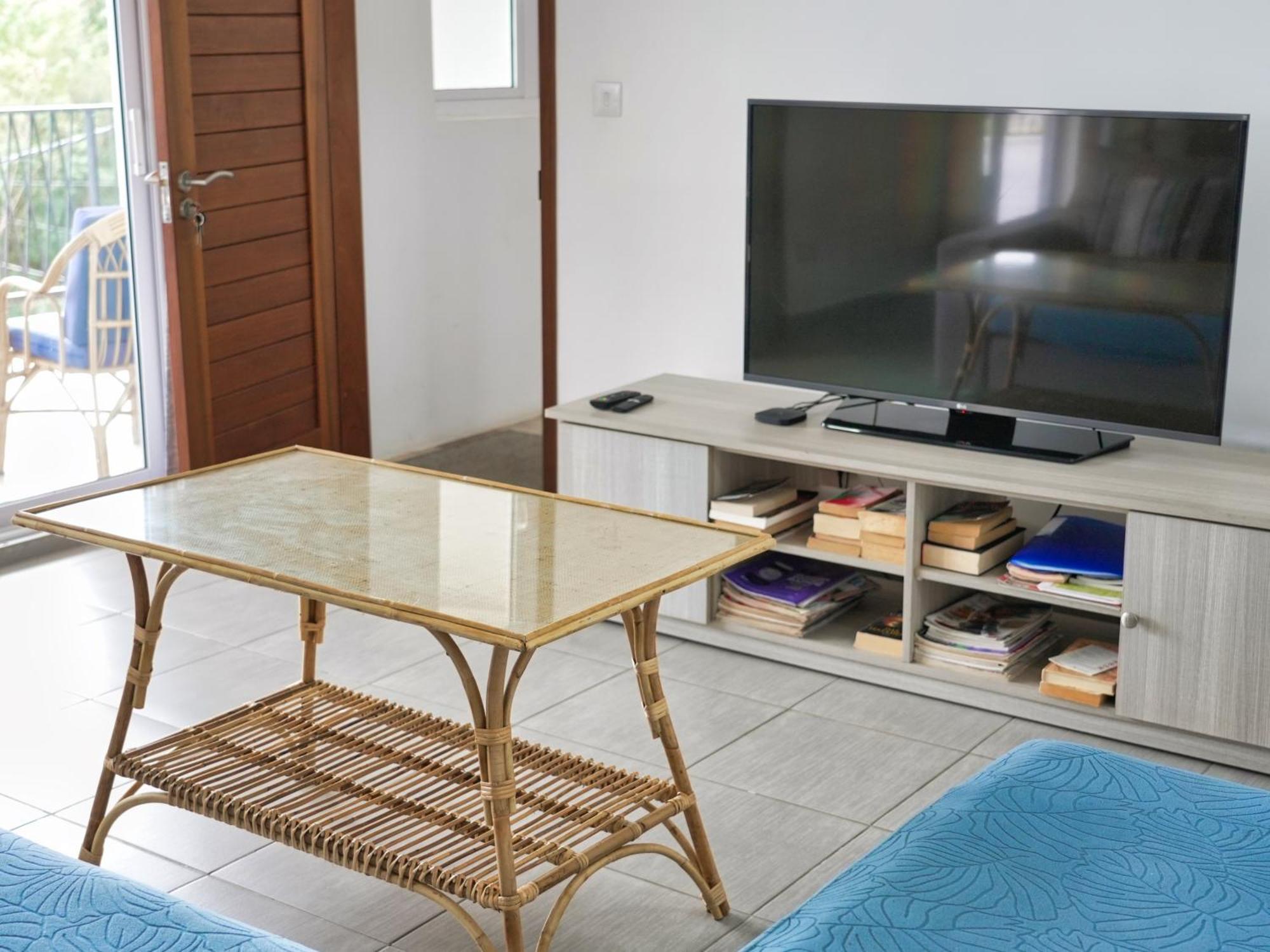 Villa Alexis - Location de vacances à Trou-aux-Biches Extérieur photo